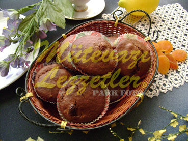 Kağıtta Kakaolu Kek (fotoğraf)