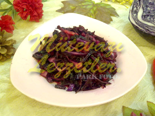 Kırmızı Salata (fotoğraf)